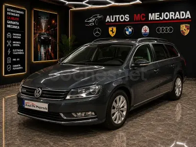 Usado VW Passat Advance 105 CV (77 kW) 2013 Gris / plata Familiar