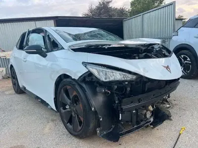 Usado Cupra Born e-Boost 169 kW (231 CV) 2023 Eléctrico Utilitario