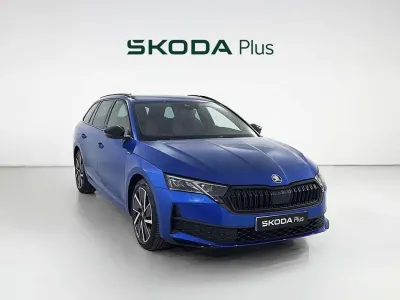 Usado Skoda Octavia SportLine 150 HP (110 kW) 2025 Azul Carrinha