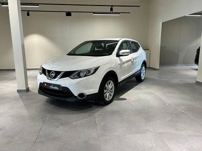 Usado Nissan Qashqai Acenta 110 CV (80 kW) 2015 Blanco SUV