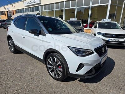 Usado Seat Arona FR 115 CV (84 kW) 2025 Blanco SUV