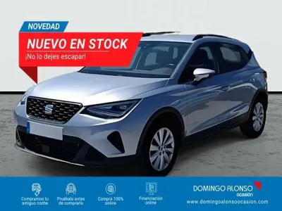 Usado Seat Arona Style 110 CV (80 kW) 2022 Plateado SUV