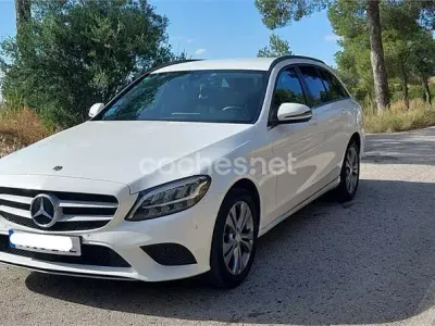 Używany Mercedes C200 150 KM (110 kW) 2019 Biały Kombi