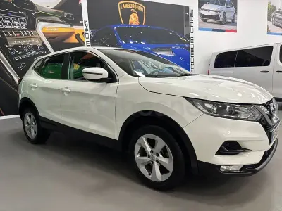 Usado Nissan Qashqai Acenta 115 CV (84 kW) 2021 Blanco SUV