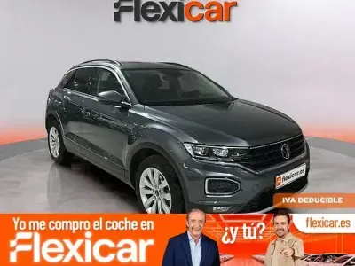 Usado VW T-Roc Advance 110 CV (80 kW) 2021 Gris SUV