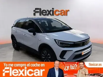 Usado Opel Crossland Elegance 130 CV (95 kW) 2024 Gris SUV