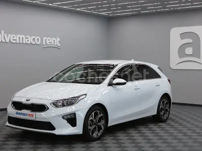 Käytetty Kia Ceed 136 HP (100 kW) 2021 Valkoinen Viistoperä