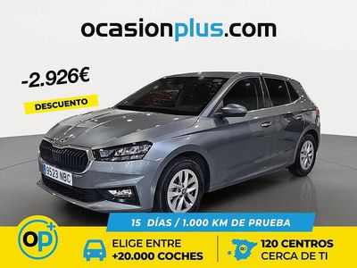Usado Skoda Fabia Selection 115 CV (84 kW) 2025 Gris / plata Berlina