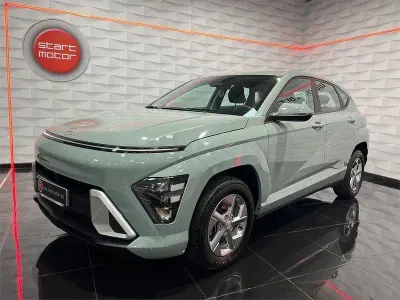 Usado Hyundai Kona 120 CV (88 kW) 2023 Verde SUV