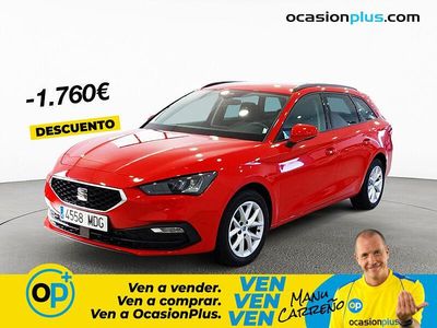 Usado Seat Leon Style 110 CV (80 kW) 2023 Rojo Familiar