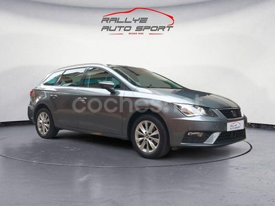 Gris / plata Usado 2018 Seat Leon Reference Familiar | 13.500 € (Precio justo)