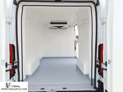 Usado Fiat Ducato 120 CV (88 kW) 2022 Blanco Van