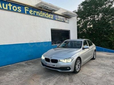 Usado BMW 318 150 CV (110 kW) 2018 Gris / plata Berlina