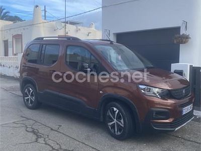 Granate Usado 2021 Peugeot Rifter GT Monovolumen | 17.995 € (Buen precio)