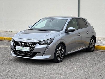 Używany Peugeot 208 Allure 100 KM (73 kW) 2021 Szary Hatchback