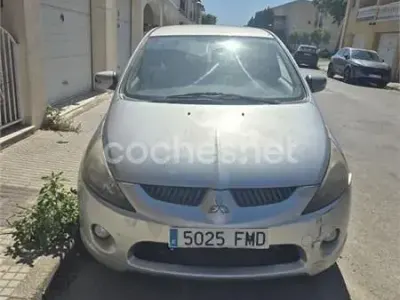 Usado Mitsubishi Grandis Intense 136 CV (100 kW) 2007 Gris / plata Monovolumen