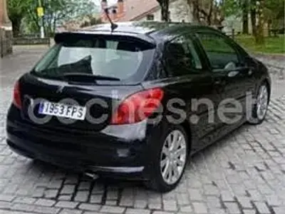 Usado Peugeot 207 GT 150 HP (110 kW) 2007 Preto Sedan