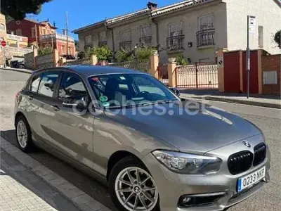 Usado BMW 116 Comfort Edition 116 CV (85 kW) 2015 Gris / plata Utilitario