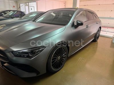 Gris / plata Usado 2023 Mercedes CLA200 Shooting Brake Familiar | 37.500 € (Un poco caro)