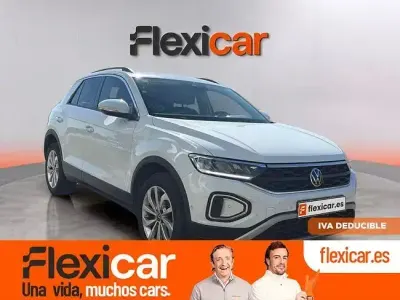 Usado VW T-Roc Life 150 CV (110 kW) 2023 Blanco SUV