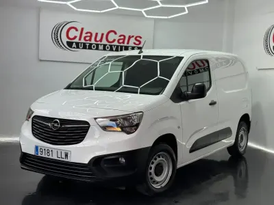 Usado Opel Combo S 100 CV (73 kW) 2021 Blanco Monovolumen