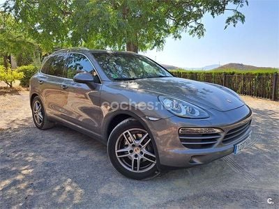 Beige Usado 2012 Porsche Cayenne SUV | 23.800 € (Precio justo)