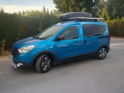 Usado Dacia Dokker 109 CV (80 kW) 2019 Azul Monovolumen