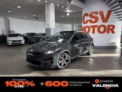 Usado Kia XCeed 141 CV (103 kW) 2022 Gris / plata SUV