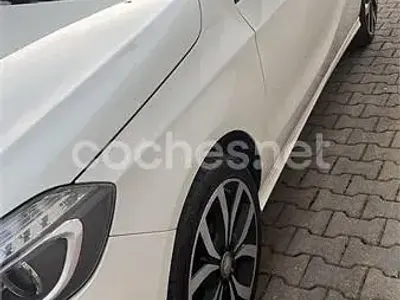 Usado Mercedes A220 AMG line 170 CV (125 kW) 2015 Blanco Berlina