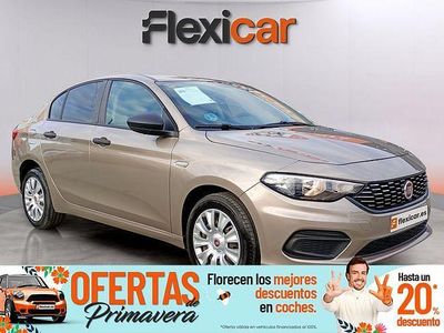 Usado Fiat Tipo Easy 95 CV (69 kW) 2018 Beige Berlina