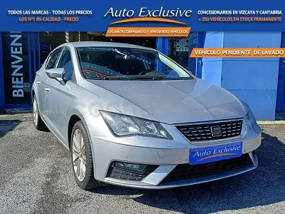 Begagnad Seat Leon XCELLENCE 150 HK (110 kW) 2019 Grå Sedan