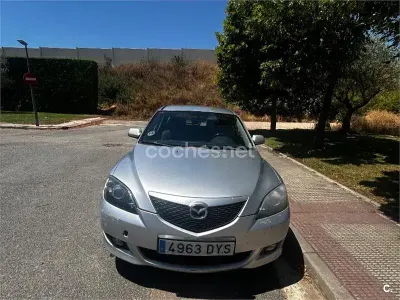 Usado Mazda 3 Active 109 CV (80 kW) 2006 Gris / plata Berlina