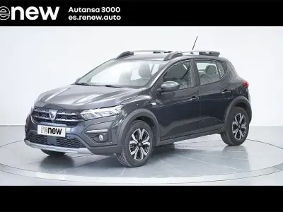 Usado Dacia Sandero Comfort 100 CV (73 kW) 2022 Gris Berlina