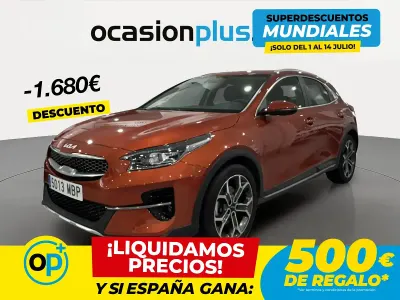 Usado Kia XCeed 120 CV (88 kW) 2022 Naranja SUV