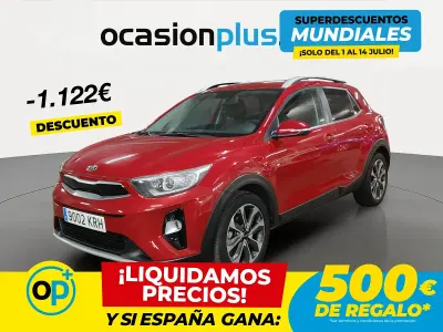 Usado Kia Stonic 100 CV (73 kW) 2018 Rojo SUV