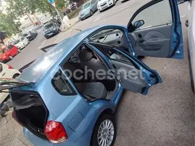 Usado Chevrolet Kalos SE 72 CV (52 kW) 2005 Azul Berlina