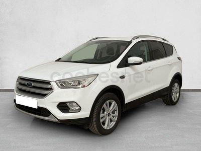 Usado Ford Kuga Trend 120 CV (88 kW) 2019 Blanco SUV