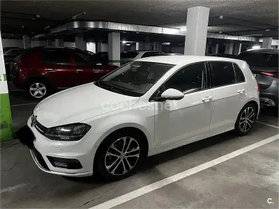Usado VW Golf Sportsvan Sportline 110 CV (80 kW) 2015 Blanco Monovolumen
