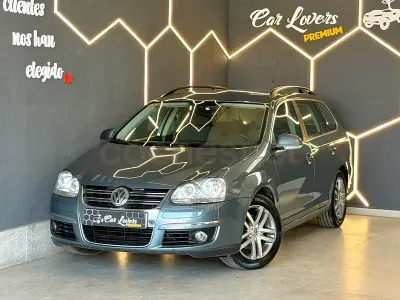 Usado VW Golf VI Highline 105 CV (77 kW) 2008 Gris / plata Utilitario