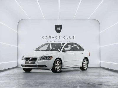 Käytetty Volvo S40 Momentum 136 HP (100 kW) 2010 Valkoinen Sedan