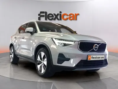 Usado Volvo XC40 Core 163 CV (119 kW) 2022 Gris SUV