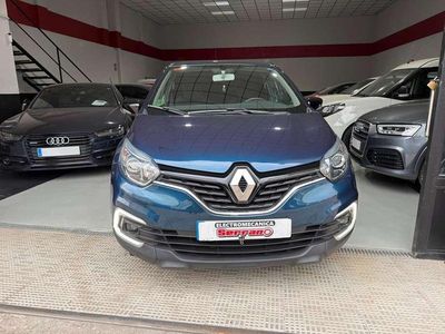 Usado Renault Captur Life 90 HP (66 kW) 2018 Verde SUV