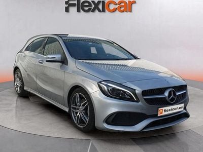 Usado Mercedes A200 136 CV (100 kW) 2017 Gris Utilitario