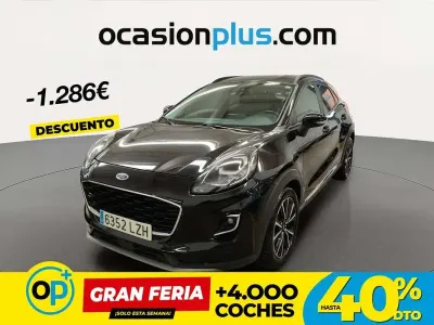 Usado Ford Puma Titanium 125 CV (91 kW) 2022 Negro SUV