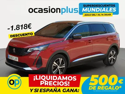Usado Peugeot 5008 GT 130 CV (95 kW) 2021 Rojo SUV