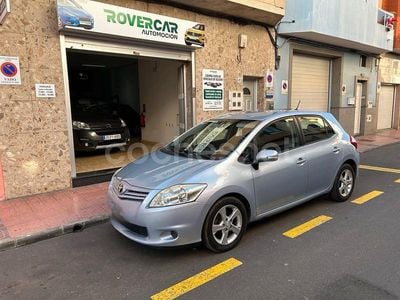 Azul Usado 2010 Toyota Auris Live Berlina | 6790 € (Un poco caro)