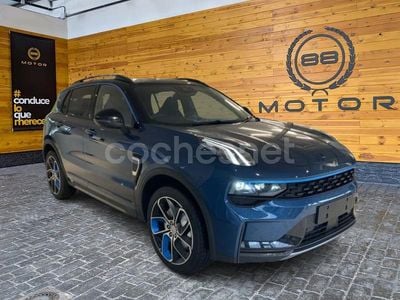 Azul Nuevo 2025 Lynk & Co 01 SUV | 34.970 € (Precio justo)