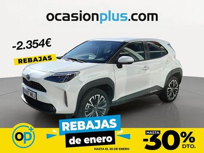 Blanco Usado 2022 Toyota Yaris Hybrid Style Recogida | 25.900 € (Un poco caro)
