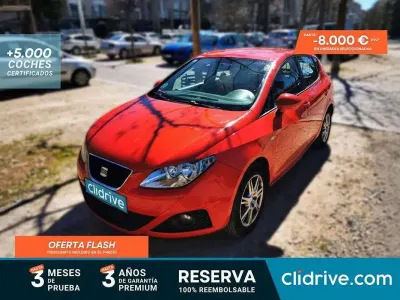 Begagnad Seat Ibiza Style 105 HK (77 kW) 2008 Röd Halvkombi
