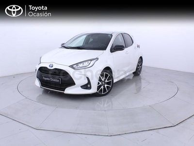Usado Toyota Yaris Hybrid Style 116 CV (85 kW) 2021 Blanco Berlina